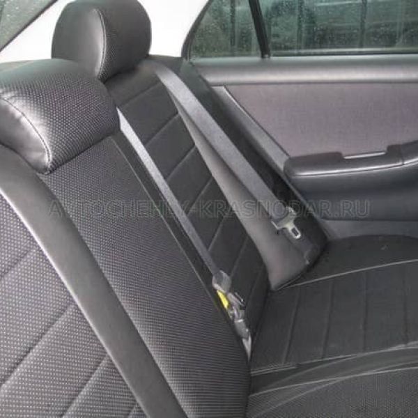 Чехлы Автопилот на Toyota Corolla хэтчбек 2000-2007 г.в.